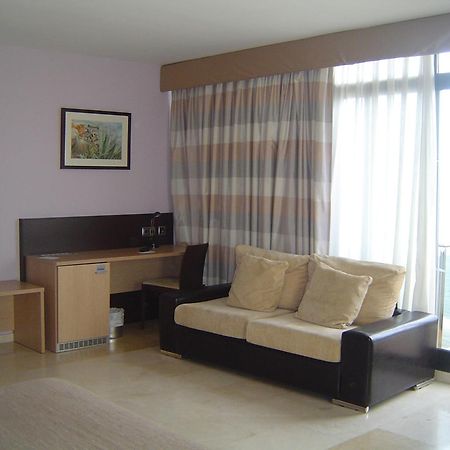 Hotel Flamingo L'Ampolla Bagian luar foto