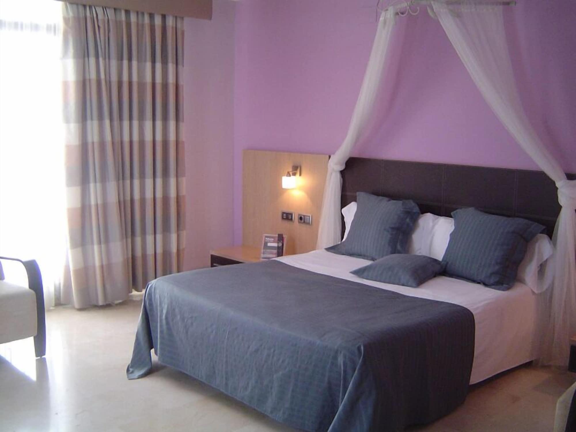 Hotel Flamingo L'Ampolla Bagian luar foto